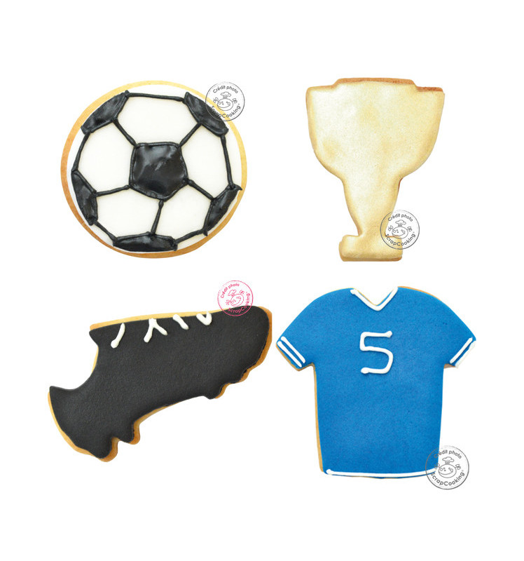 Réalisation biscuits avec 4 emporte-pièces Football réf.2086