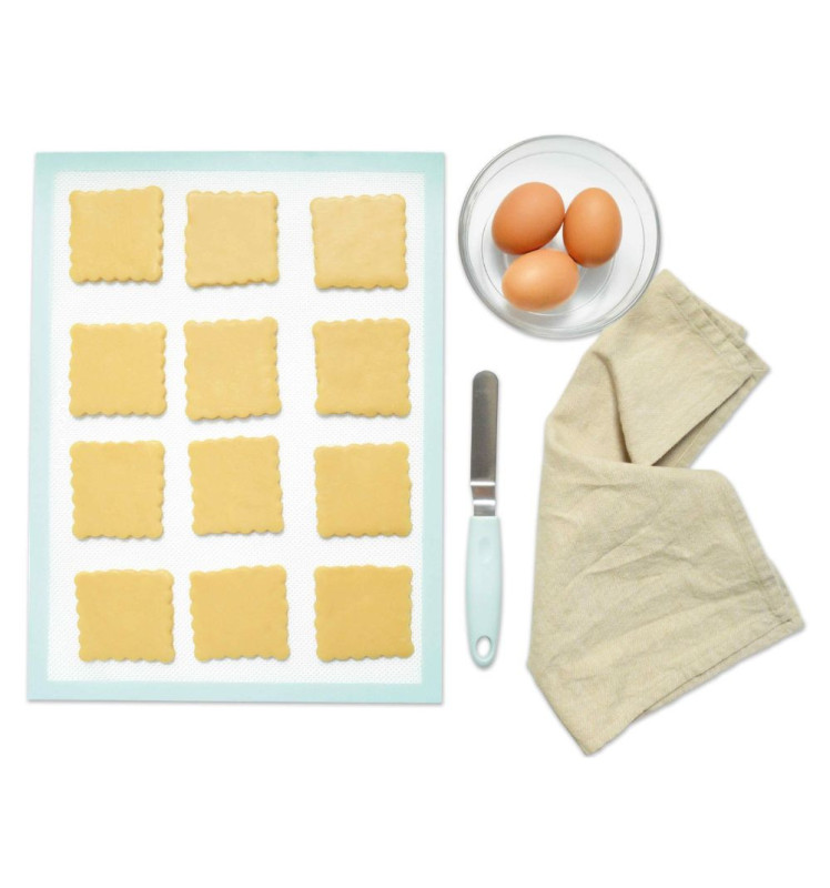 Biscuits sur tapis silicone en fibre de verre - ScrapCooking