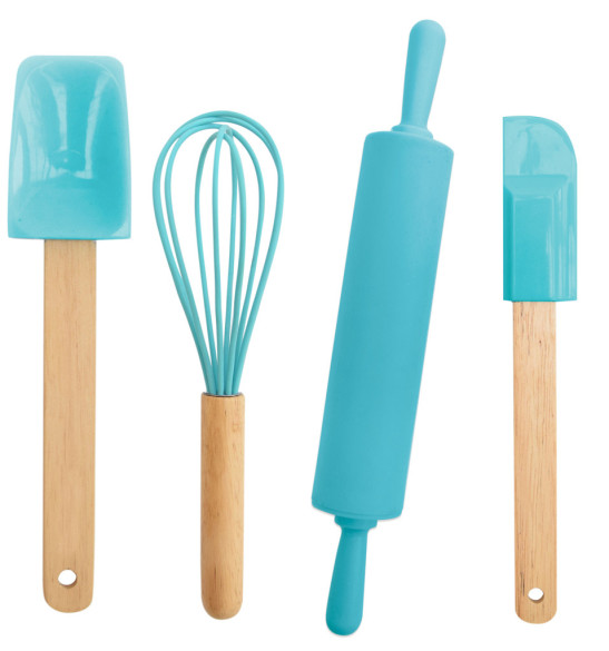 Set of 4 children’s cooking utensils