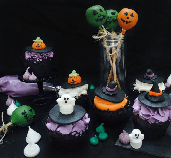 Halloween sets